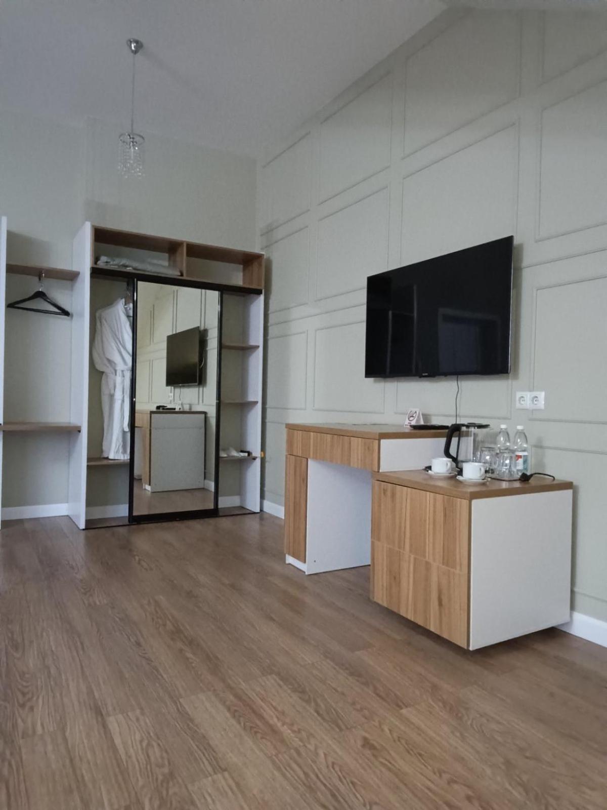 Gosudar Hotel كرابيفنيتسكي المظهر الخارجي الصورة