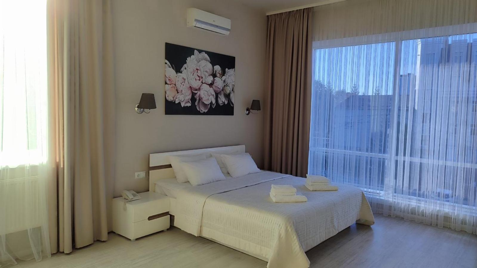 Gosudar Hotel كرابيفنيتسكي الغرفة الصورة